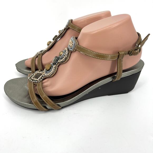 Bandolino Wedge Heel Ankle Buckle Beaded Embellished Metallic Sandals Size 10 M - Picture 1 of 8